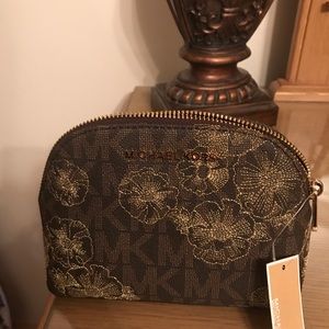 Make up bag